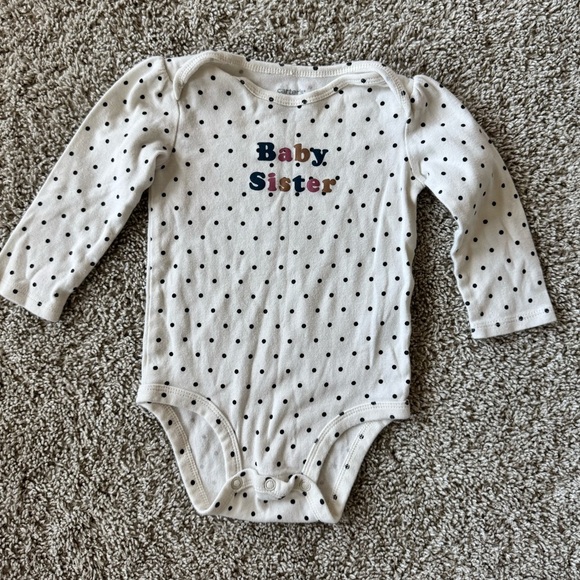 Carter’s Baby Girl "Baby Sister" Long-Sleeve Bodysuit - Size 12 Months - Picture 2 of 6